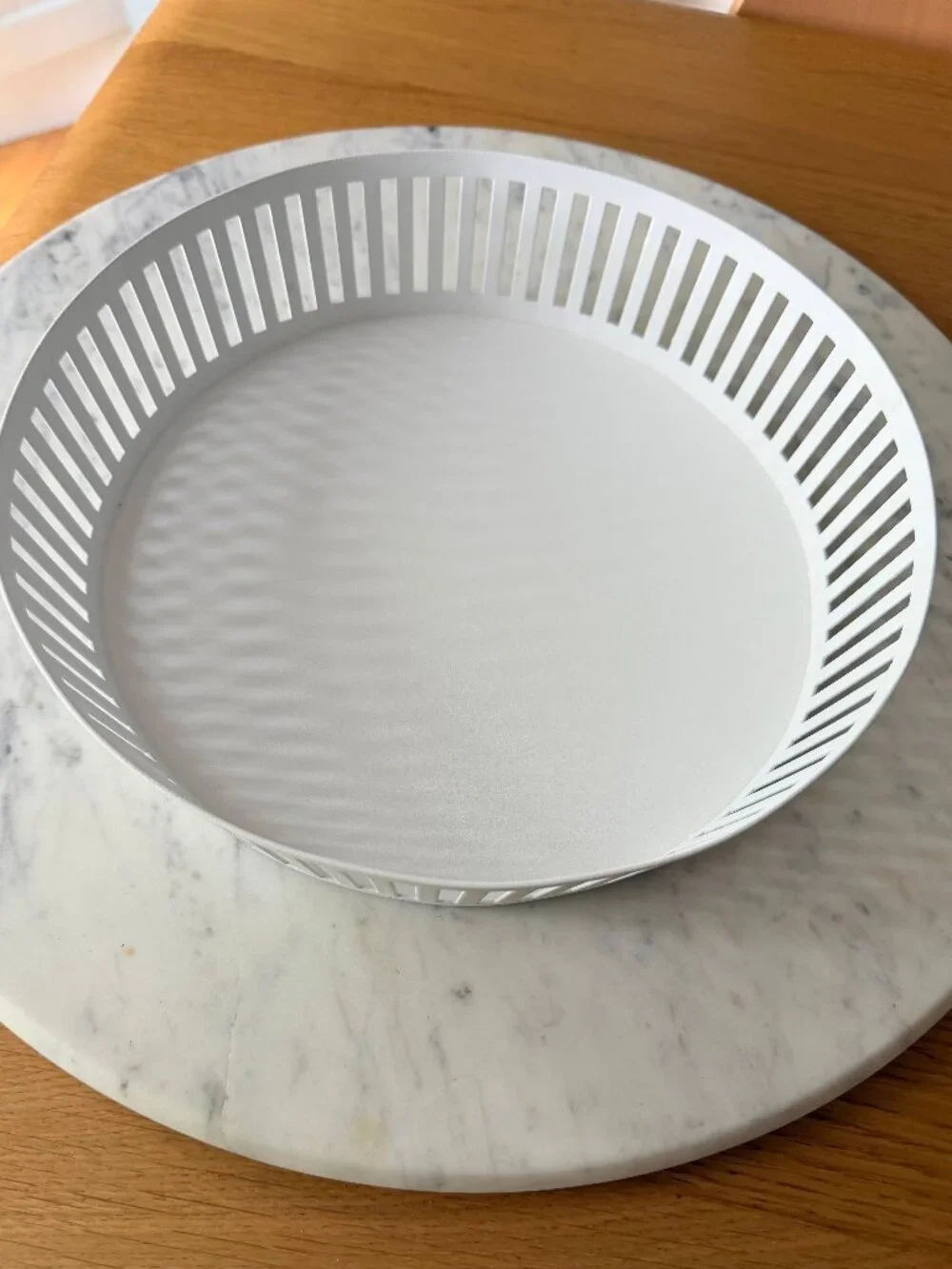 Yamazaki Home Japanese White Metal Shallow Low Fruit Basket Tray Bowl